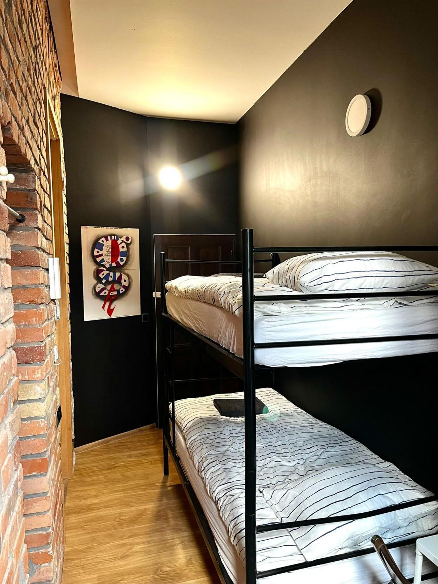Bezagenta Rooms Centrum Warsaw Bilik gambar